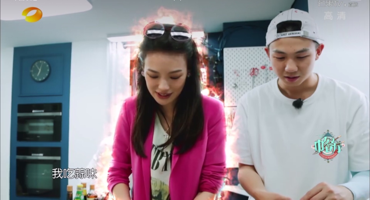 被《中餐厅》淇白姐弟圈粉 舒淇白举纲才是相爱相杀