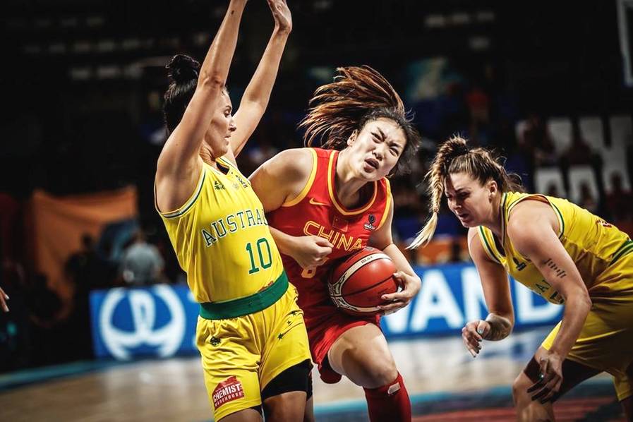 中国女篮无缘四强将参加5-8名排位赛 首战加拿
