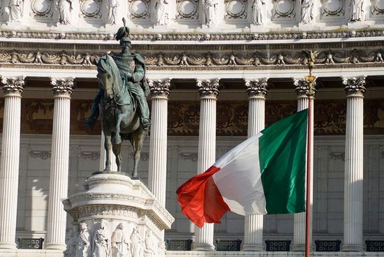 意大利就业市场人均收入出现跌势 高管跌幅最