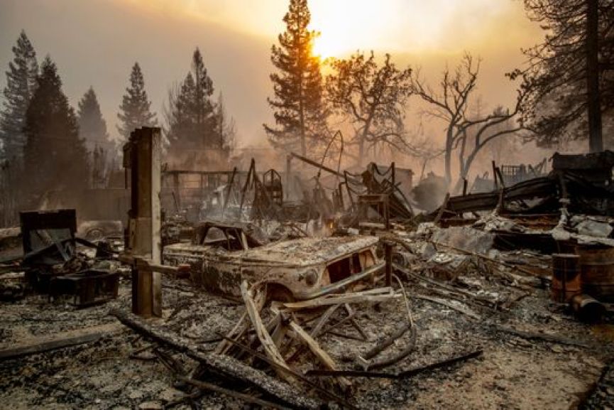 侠客岛：美国加州山火，为何经月不熄？