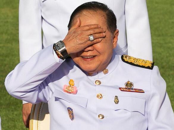 泰副总理被扒出有22块名表 反贪局澄清：都是借的