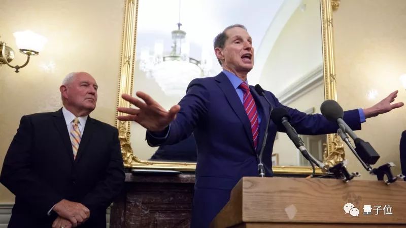 美国代表新提案：泄露隐私数据，就该让CEO坐牢