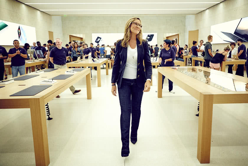 Angela Ahrendts