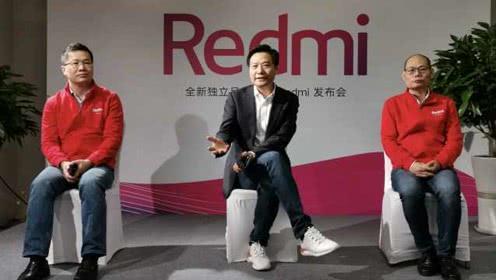 折叠屏手机密集轰炸：有人狂热有人Diss 你呢？