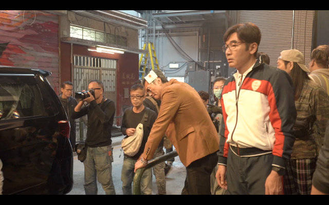 周润发拍戏头部受伤 发嫂安慰黄德斌无需内疚