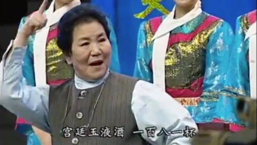 三九胃泰、三株口服液、脑白金，那些暴露年龄的广告到底多奇葩？