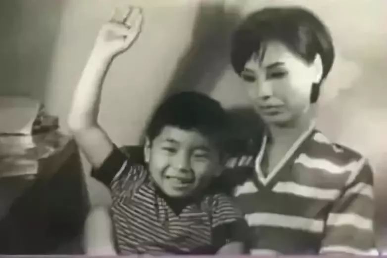 一代歌王惨遭投毒，9年后重返歌坛：这是我最好的复仇