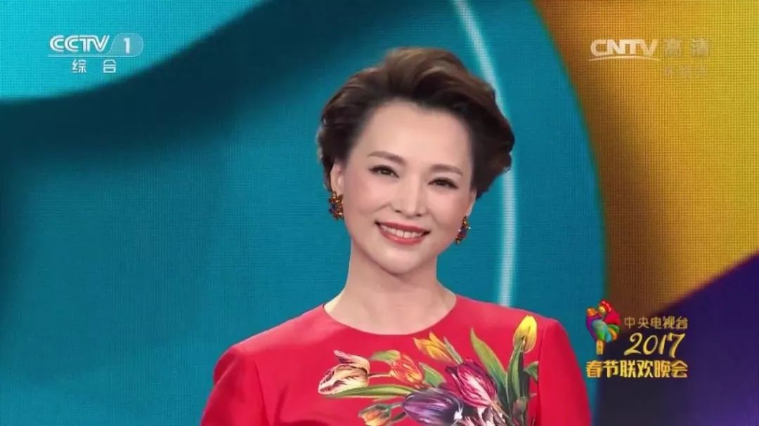明星上综艺“花式卖货”的样子，真猴急！