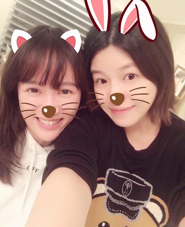 陈乔恩收匿名画作寻作者 好友陈妍希自认忘署名