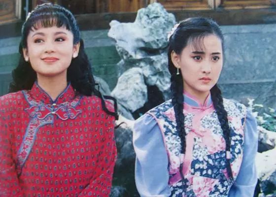人生上半场，她持靓行凶；如今50岁，美人不败的岂止是颜值