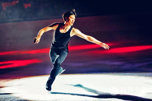 前国家队男子单人滑运动员陈沛佟加盟华润冰纷万象滑冰场_凤凰安徽