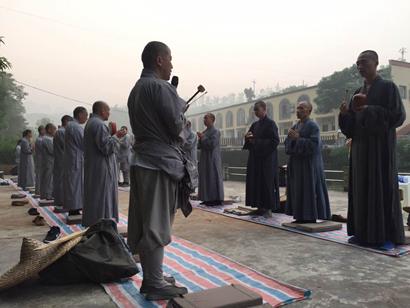 重庆华岩寺僧众行脚朝圣达摩道场菩提寺圆满_凤凰佛教