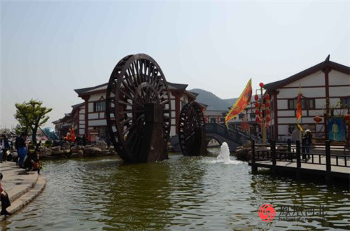 中国首届汉中山文化旅游节在未央广场盛大启幕