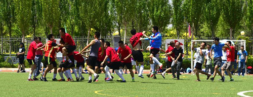 榆林市榆阳区法院足球队荣获全市企事业单位足