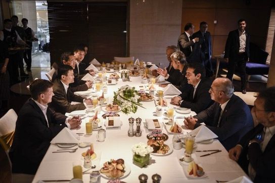 希腊总理在上海与马云进行早餐会(图)