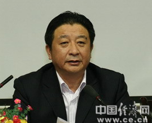 新疆任免赵杰、王跃斌、张剑、刘新胜、王新平