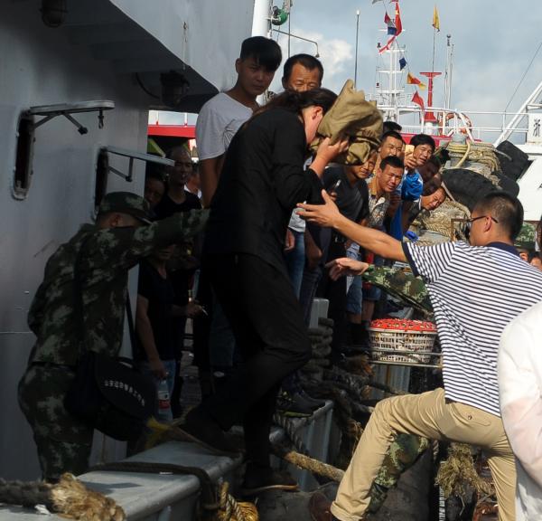 女游客日本返程从邮轮落水 38小时后被渔民救起
