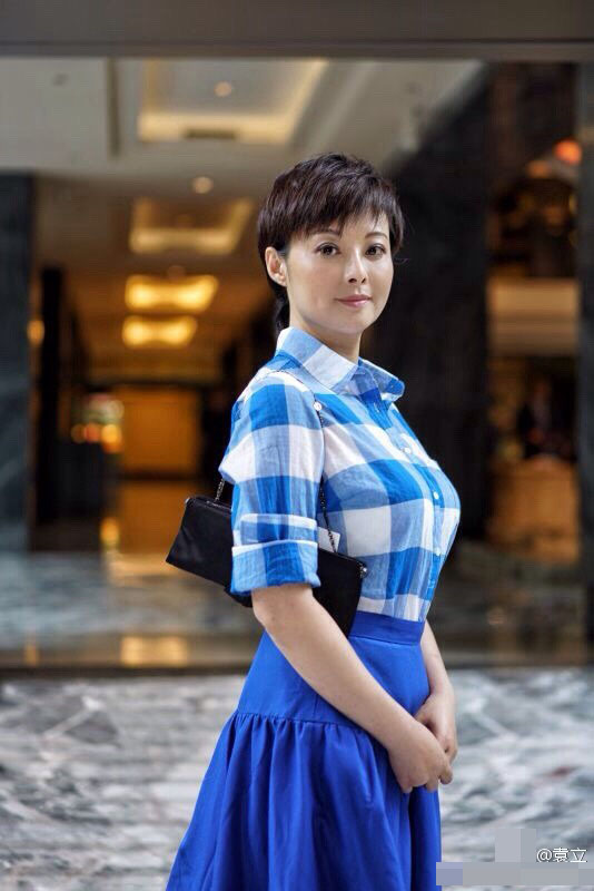 袁立疑似评王宝强离婚事件:都在犯错 何必相争相斗