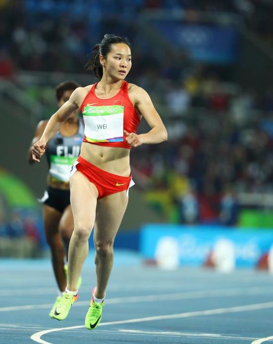 韦永丽 韦永丽——当初曾想外出打工 如今,韦永丽已是中国女子短跑的