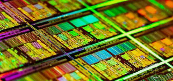 Intel 7nm工艺跳票至2022年 10nm要用5代？