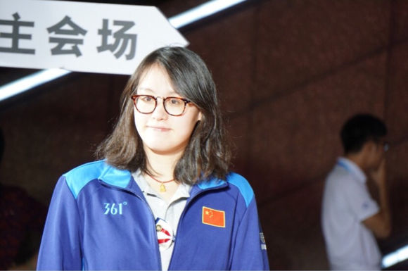 傅园慧亮相