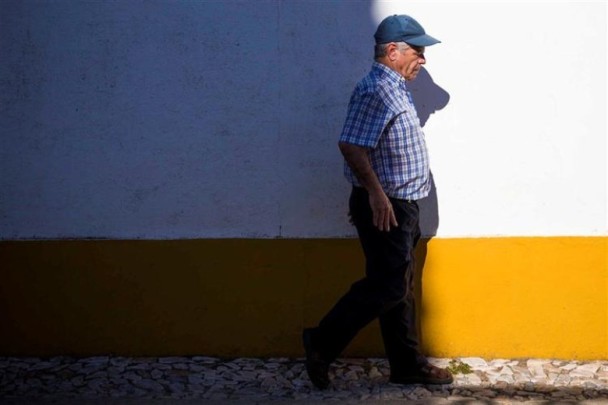 被误诊患肌肉萎缩症 男子枉坐轮椅43年-中国学