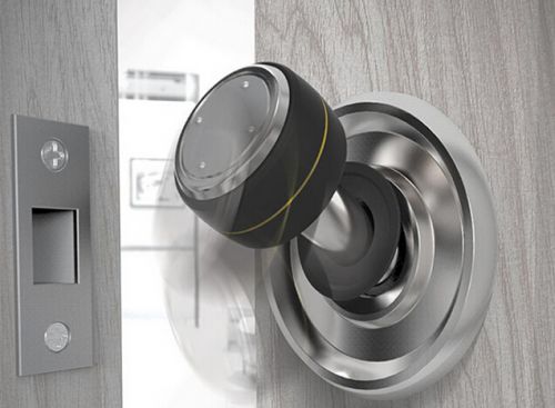 告别下掰式开门 智能门把手360度都能开门