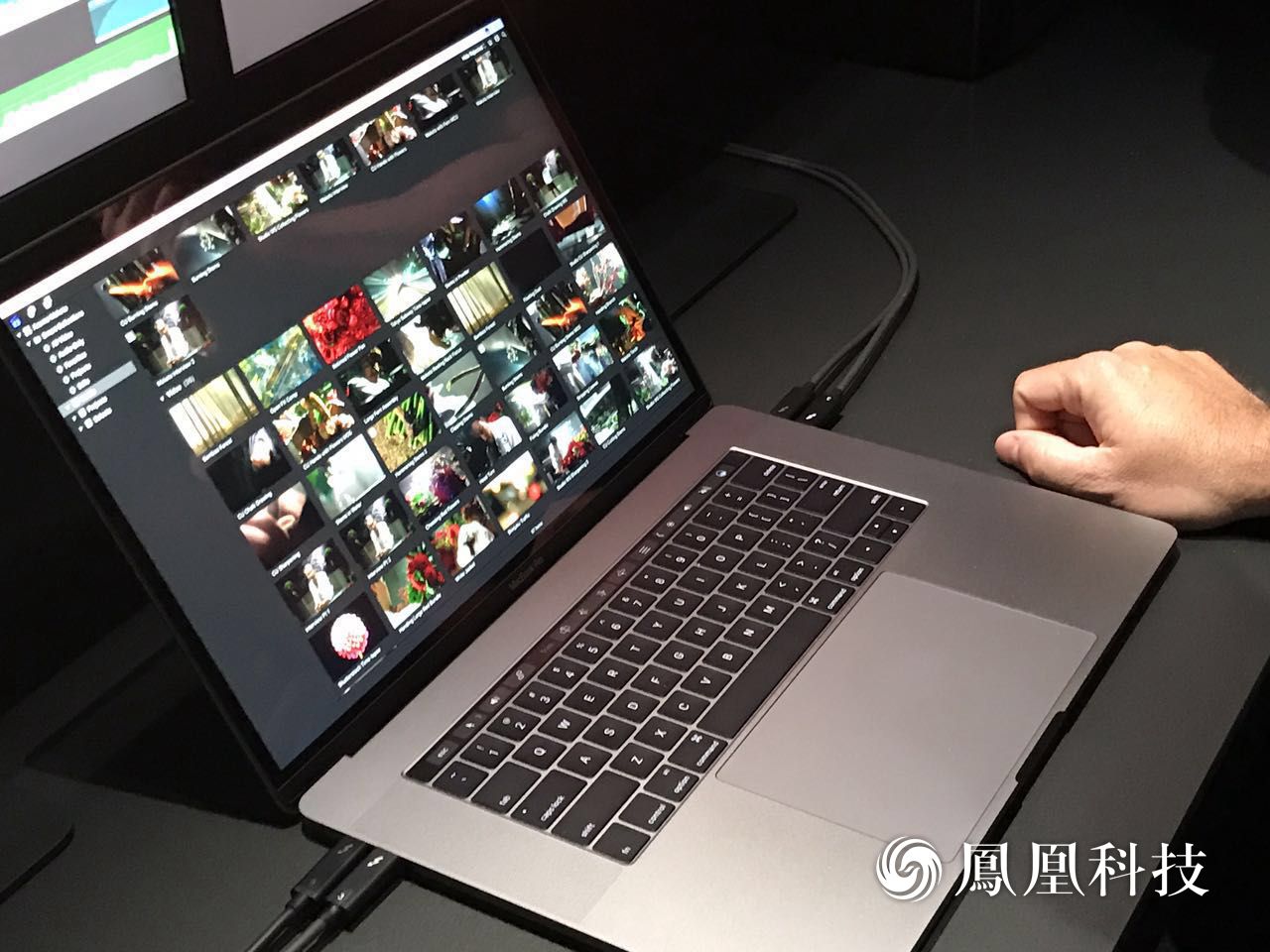 2016款MacBook Pro试玩：产品很美好但售价偏高_手机凤凰网