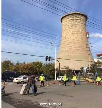 山东淄博周村一热电厂爆炸致5死 现场55吨氨水泄露