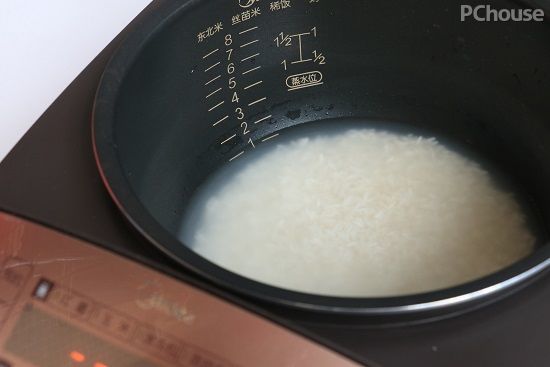 秋风起而食腊味 广式传统美食腊肉饭