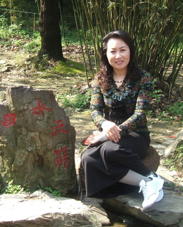 张静多少人口_杨志刚老婆张静图片(3)