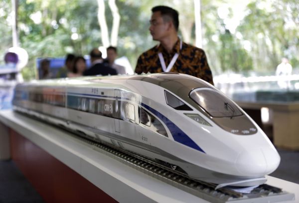 日本欲借印度高铁推销新干线 日媒：将与中国展开激烈竞争