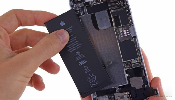 iPhone 6也能免费换电池？洗洗睡吧！