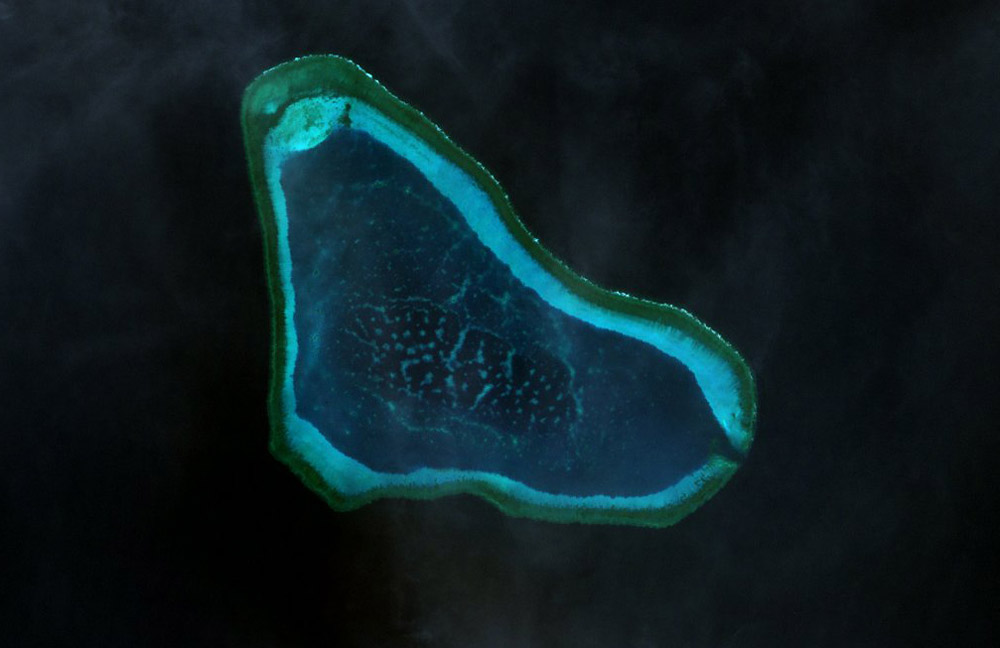 杜特尔特：中国决定不在黄岩岛兴建任何设施