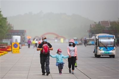 最强沙尘过境13个省市 北京沙尘今天傍晚趋于结束