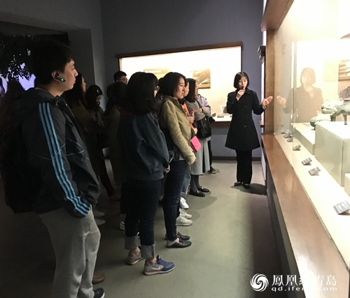 市南组织五四青年行 感受青岛历史抒发爱国情