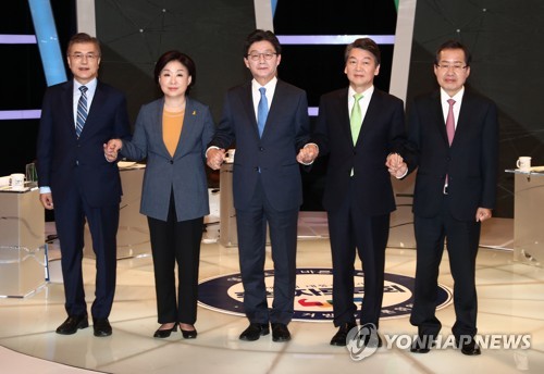 韩国总统大选倒计时8天 文在寅支持率单独领跑