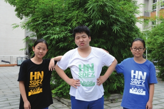 长沙三胞胎高考平均分618分 都想去北京读大学