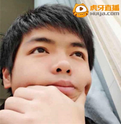 虎牙直播卡尔调戏粉丝 终极VN快速结束游戏_