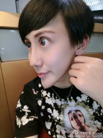 fun来了:这个骗子又丑又渣 像他的rap又尴又尬 fun来了:这个骗子又丑又渣 像他的rap又尴又尬图片
