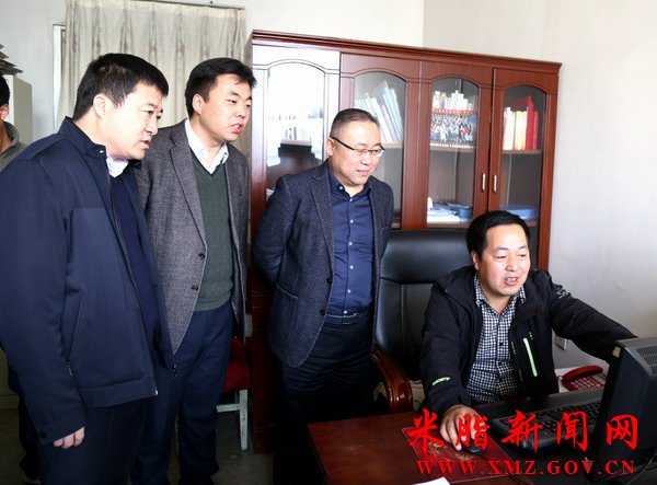 榆林市副市长米脂县委书记王国忠看望慰问新闻工作者