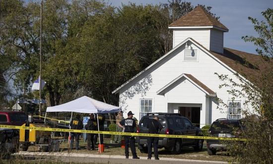 美国教堂枪击案凶手身份确定 26岁曾在美空军服役