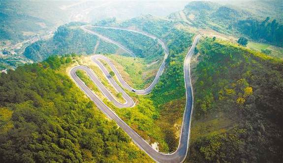领航新征程｜重庆小山村如何修出“最美乡村公路”