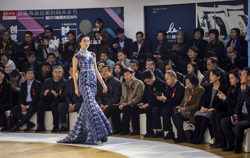 纺织服装产业转型发展新路径 首届谷里时尚买