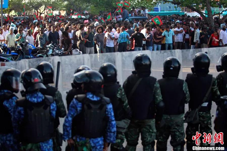 印度看马尔代夫危机： “乐见”亲华总统下台