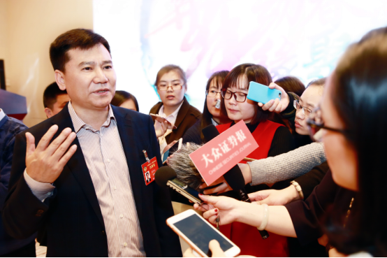 苏宁张近东两会建议：完善体育赛事版权制度，提倡数据共享