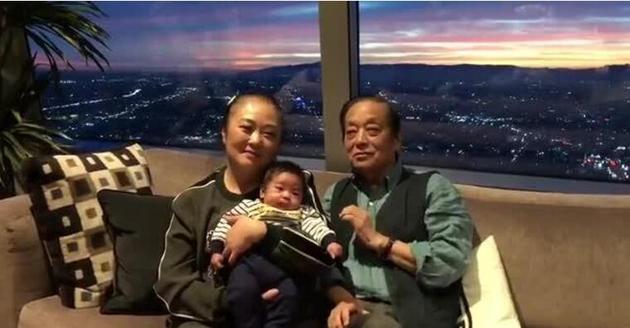 82岁“福娃之父”韩美林得子：没想到还能有个儿子
