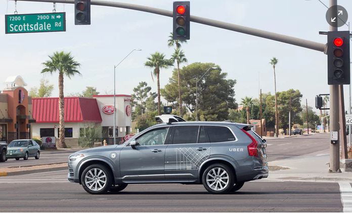 Uber遭遇首起自动驾驶汽车致行人死亡事故 暂停测试