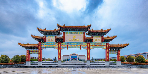 拜祖大典仪式,参观杜康造酒遗址公园,华夏第一窖,杜康酒厂酿酒车间