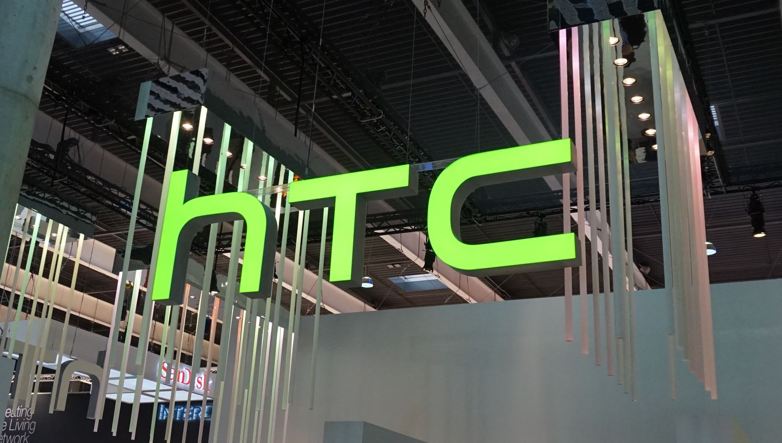 HTC第四季度净亏损3.37亿美元 同比扩大216%
